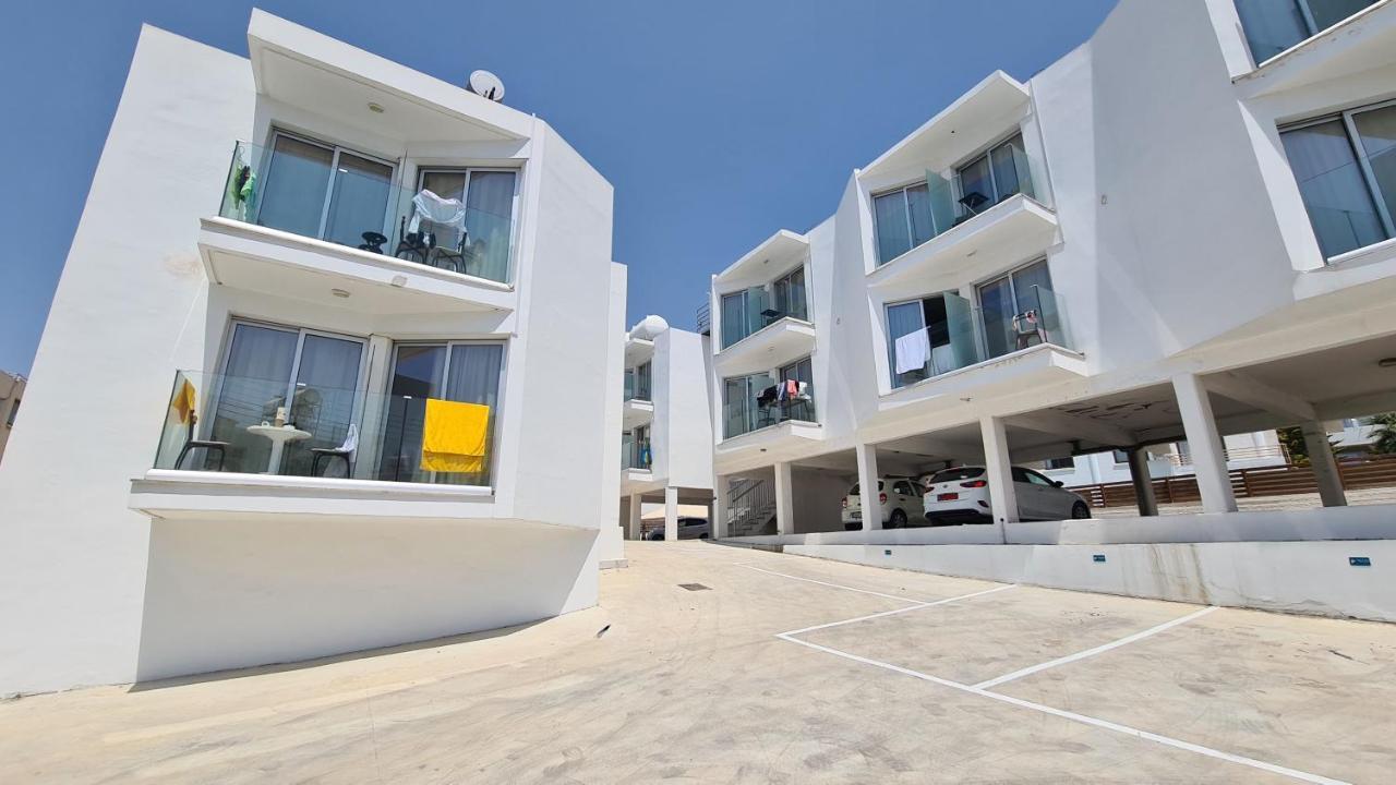 Stay Napa Living Studios Agia Napa Buitenkant foto