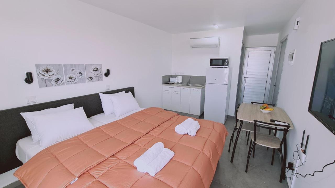 Stay Napa Living Studios Agia Napa Buitenkant foto